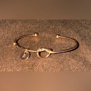 Knot bracelet - Gold